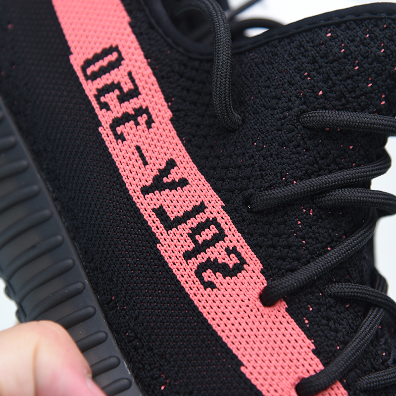 Yeezy boost 350 2024 preto e vermelho