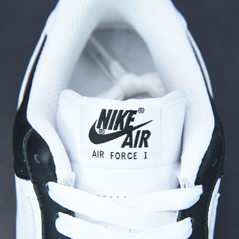 Nike Air Force 1 '07 "White/Black"