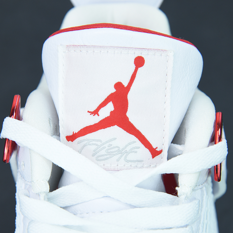 Nike Air Jordan 4 Rêtro "Red Metallic"