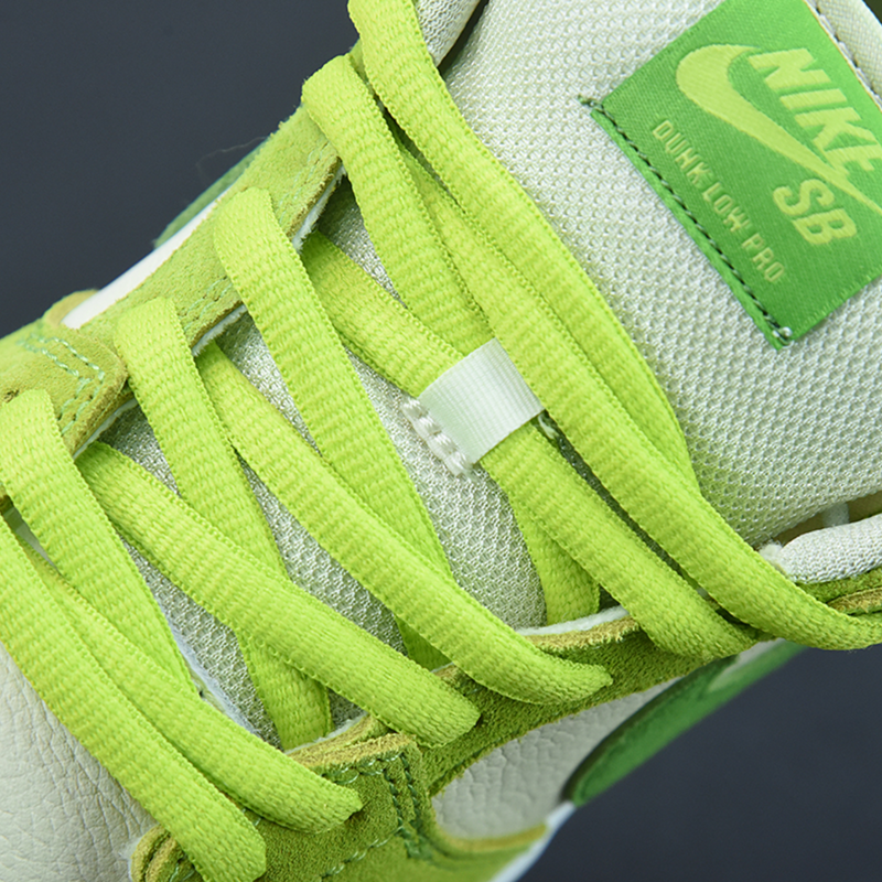 Nike SB Dunk Low Pro "Sour Apple"
