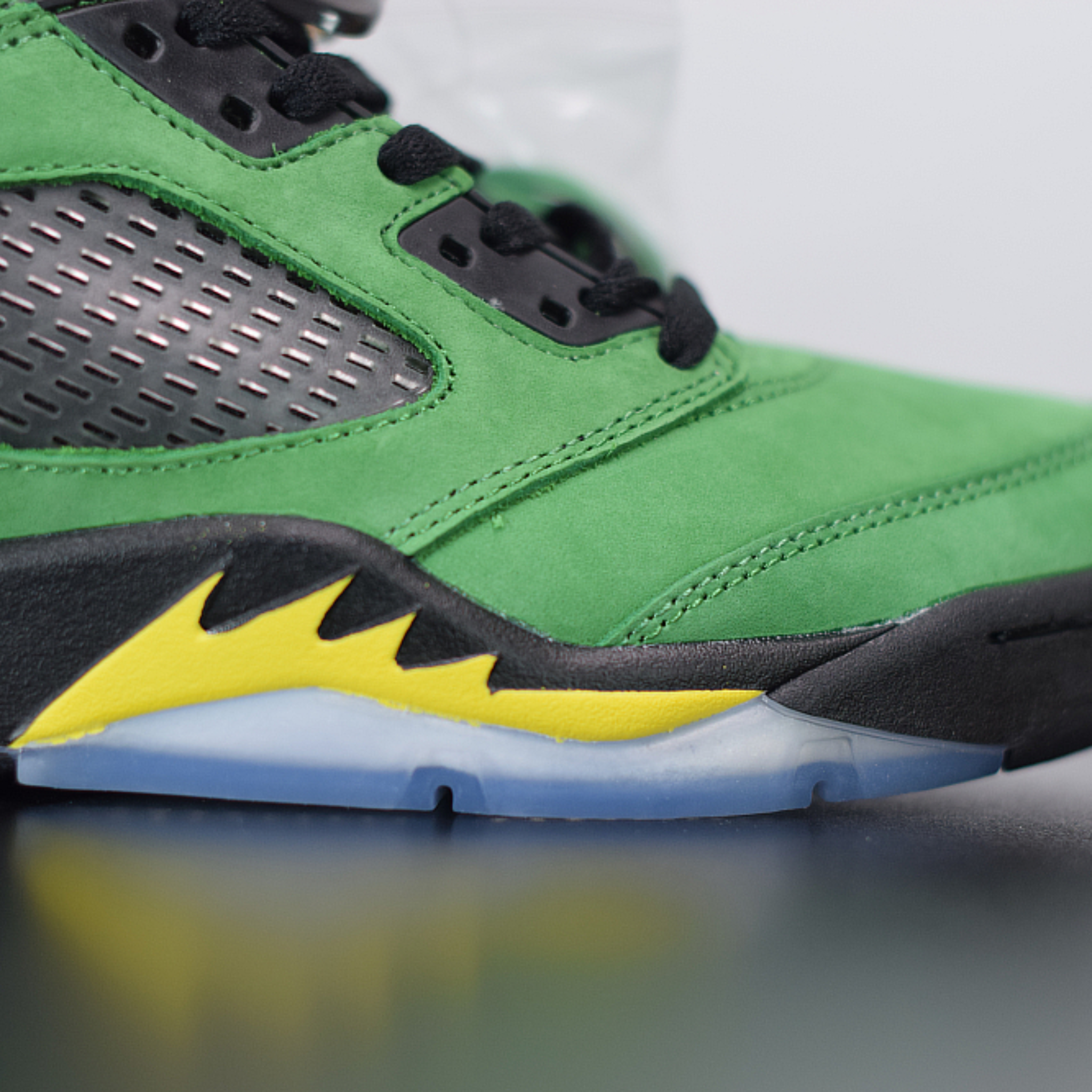 Nike Air Jordan 5 SE "Oregon"