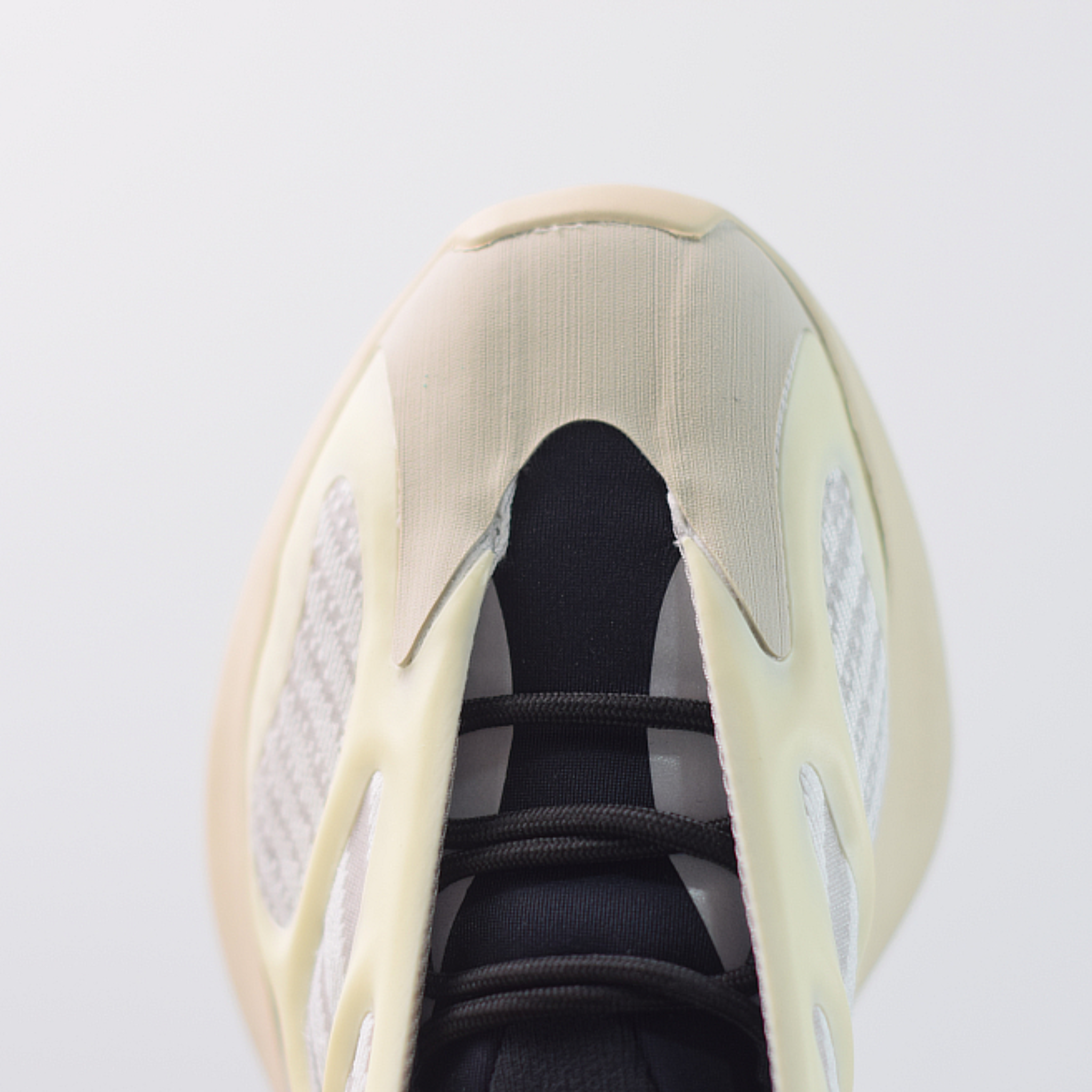 Yeezy Boost 700 V3 "Azael"