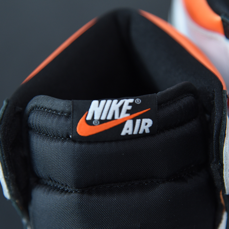 Nike Air Jordan 1 Retro High "Electro Orange"