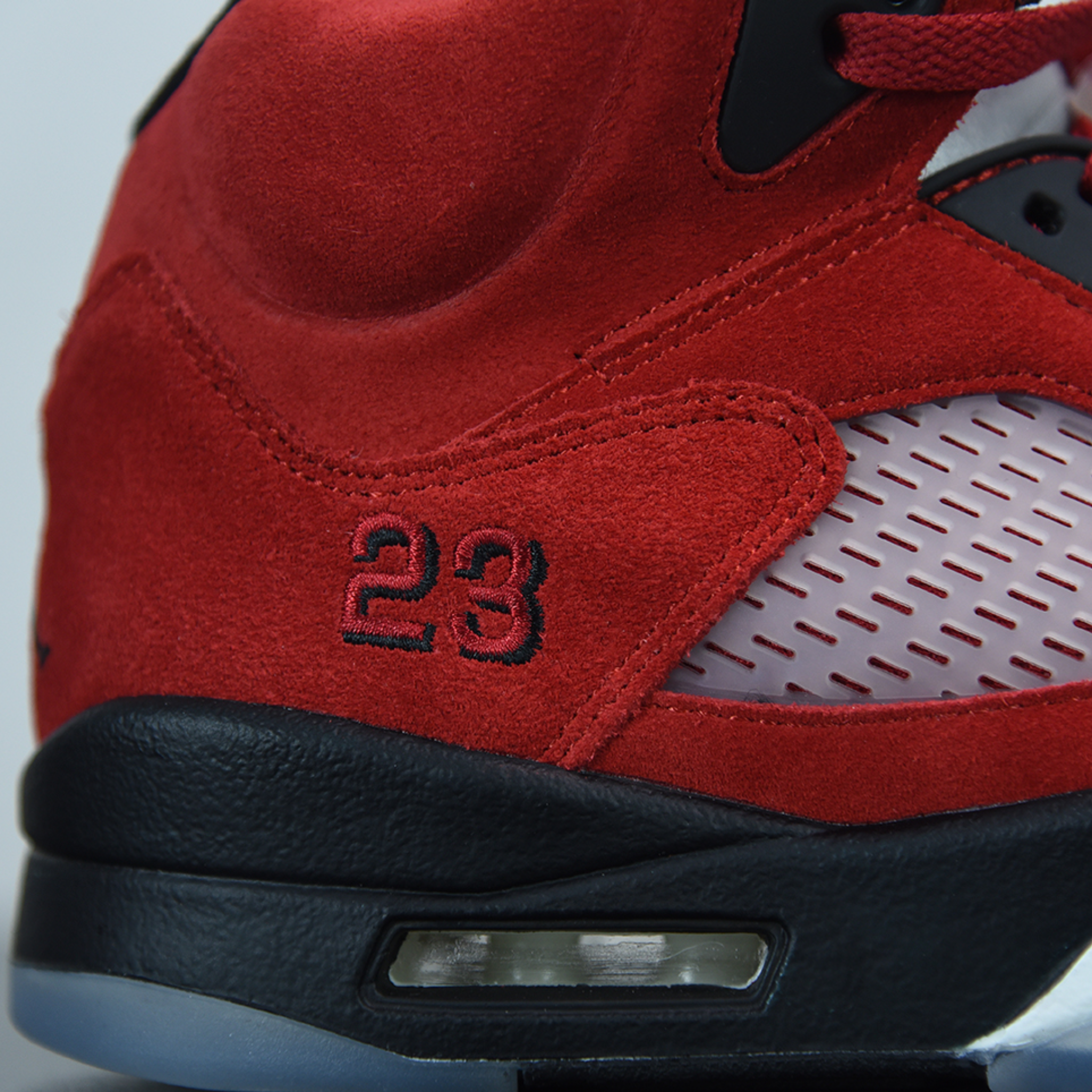 Nike Air Jordan 5 Retro "Raging Bull"