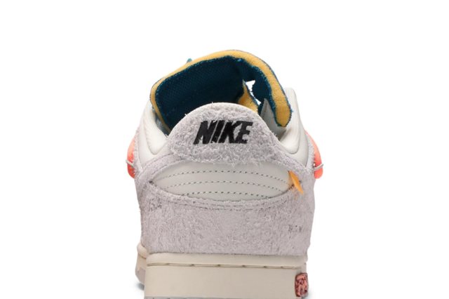 Nike SB Dunk Low x off-white 19/50
