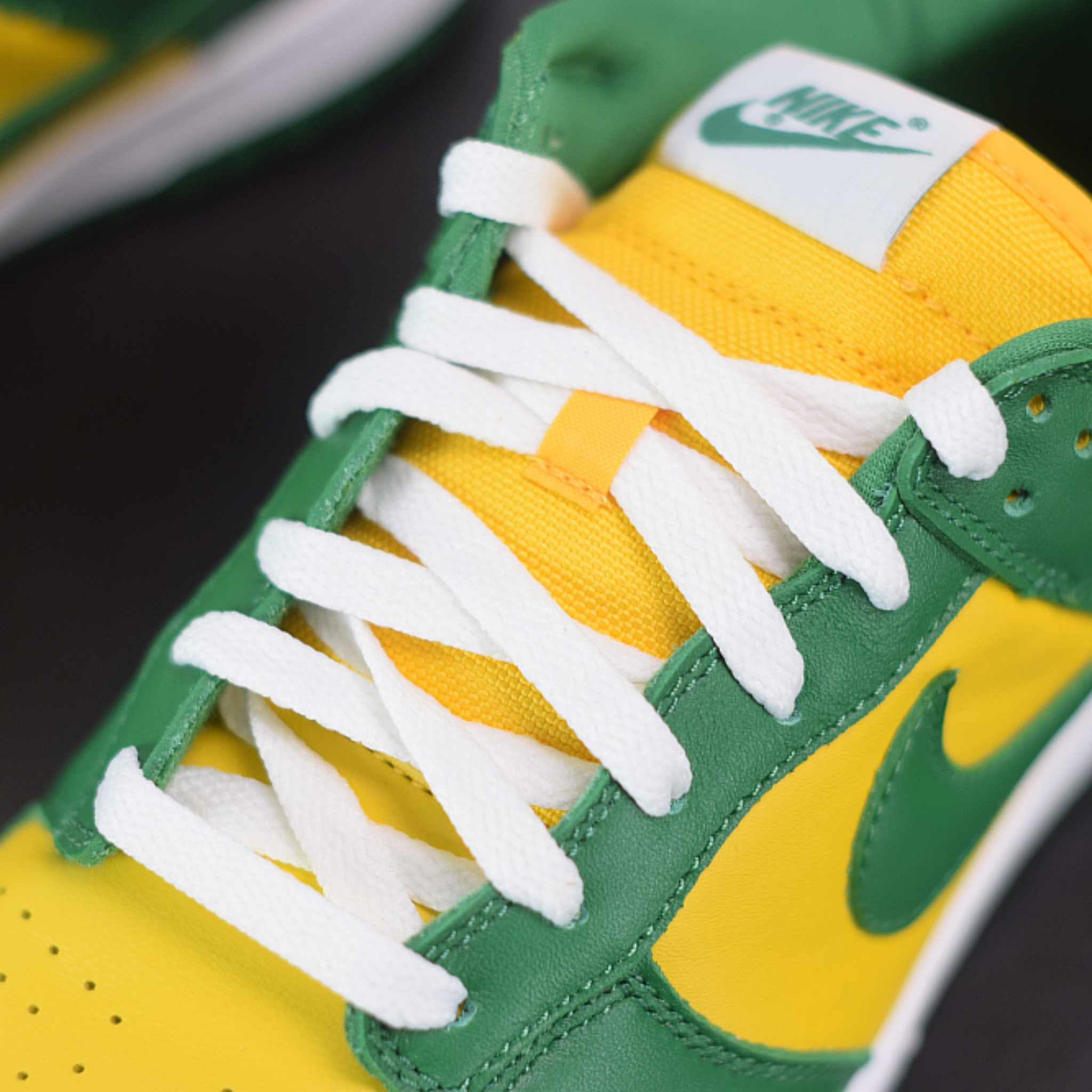 Nike Dunk Low "Brazil"