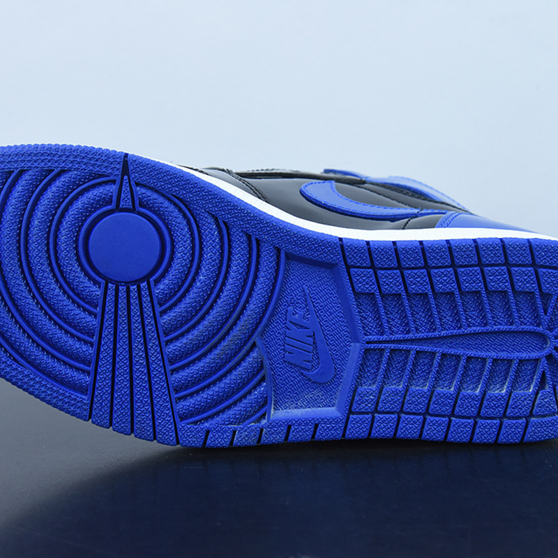 Nike Air Jordan 1 Retro High "Patent Royal"