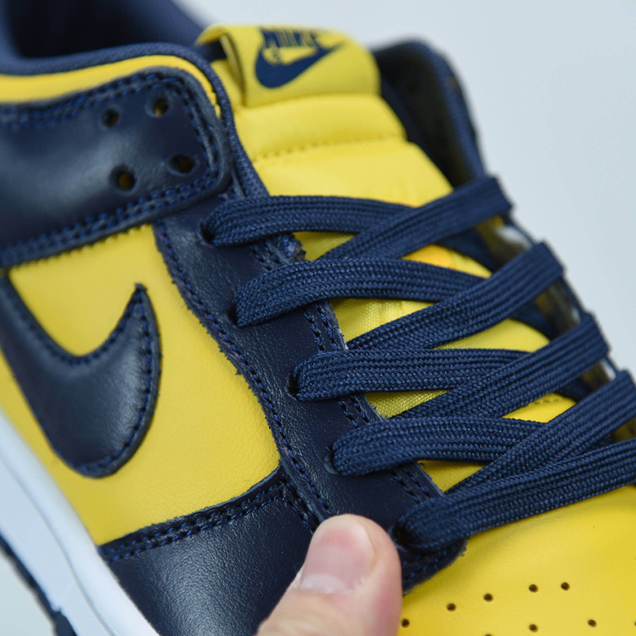 Nike Dunk Low "Michigan Varsity Maize"