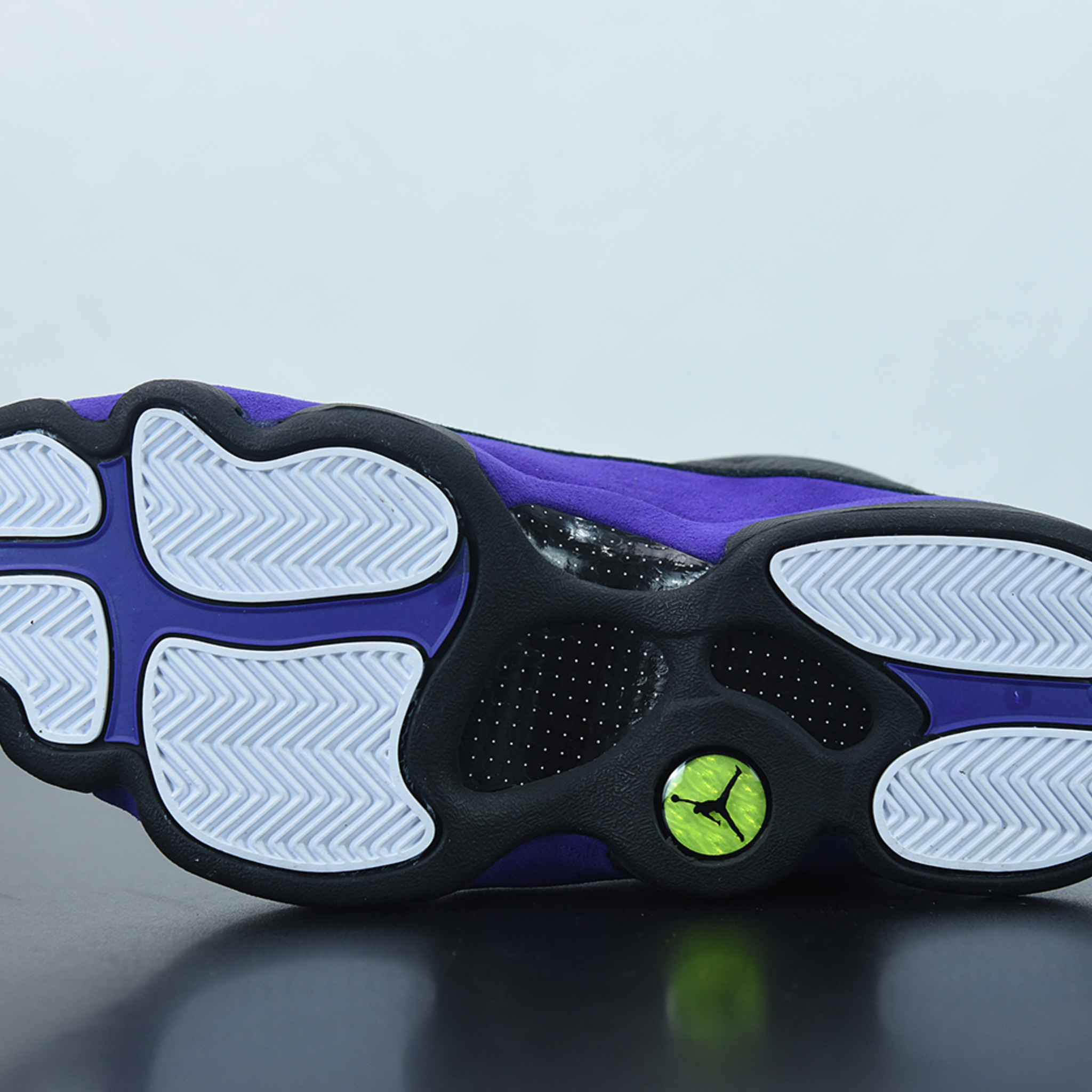 Nike Air Jordan 13 Retro "Court Purple"