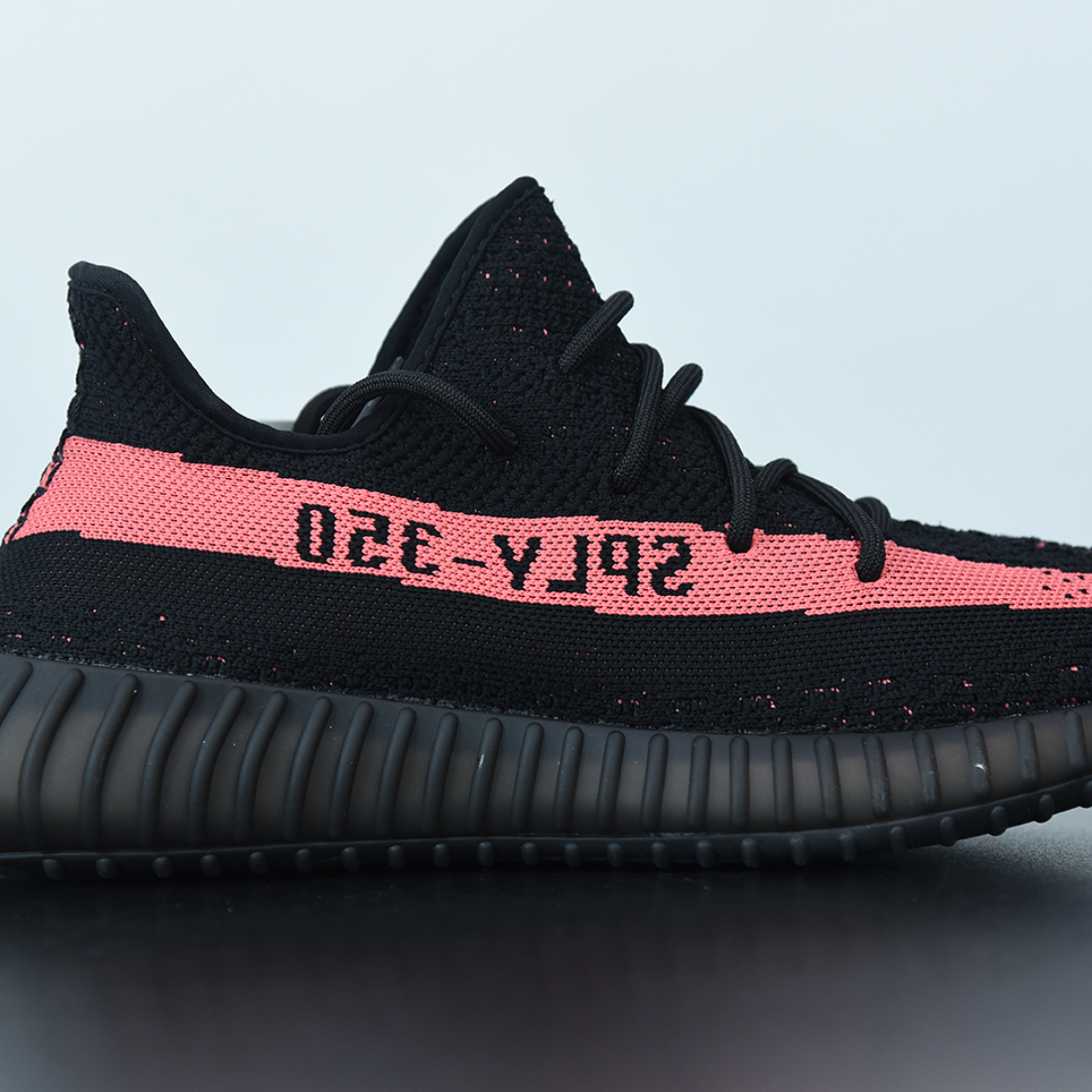 Yeezy Boost 350 v2 "Core Black Red"