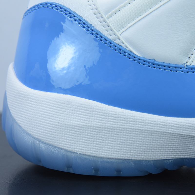 Nike Air Jordan 11 Retro Low "University Blue"(2017)