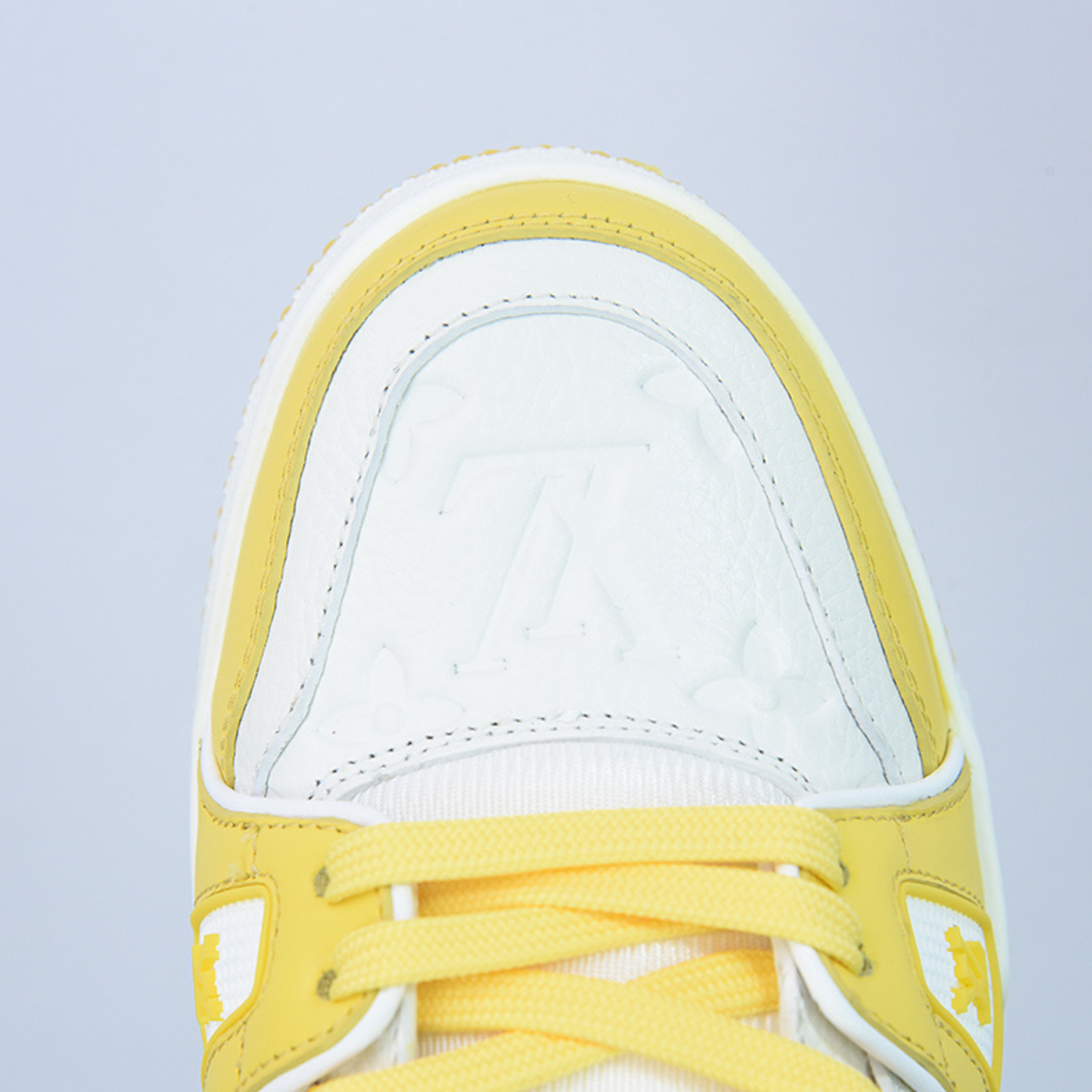 Louis Vuitton Trainer "Yellow"