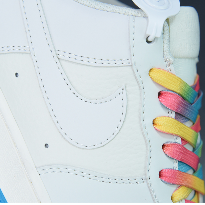 Nike Air Force 1 ´07 "Ligth UV Collor"