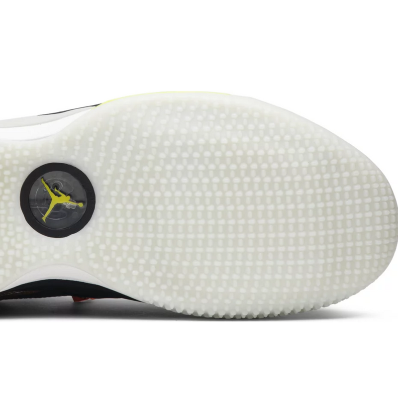 Travis scott jordan xxxiii hotsell