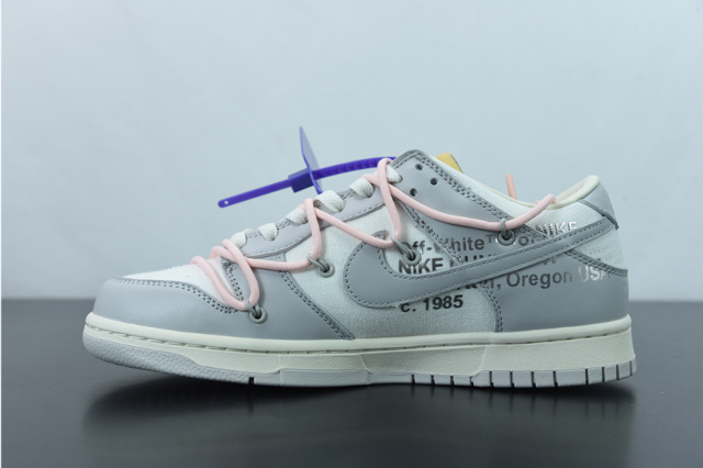 Nike SB Dunk Low x off-white 24/50