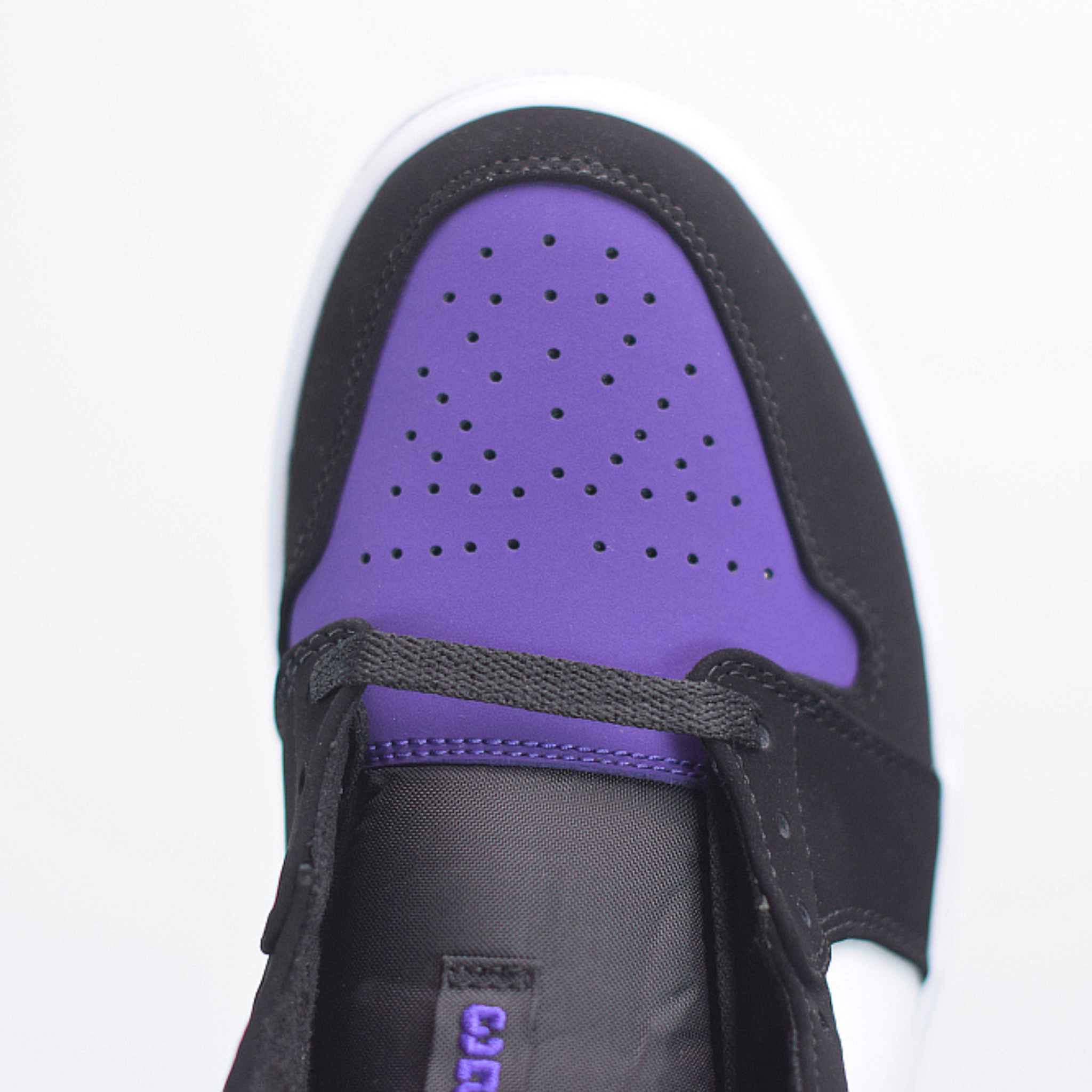 Nike Air Jordan 1 Low "Court Purple"