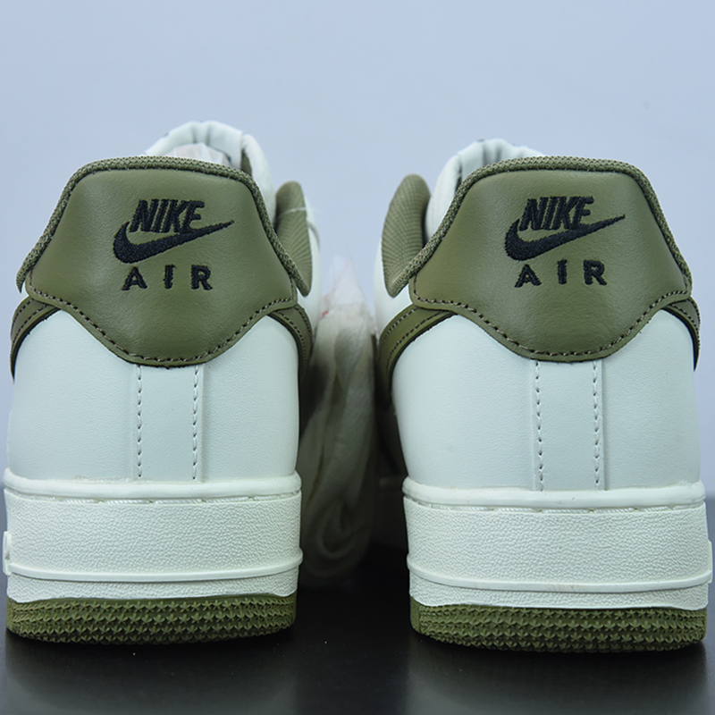 Nike Air Force 1 07' "Avocado Green"