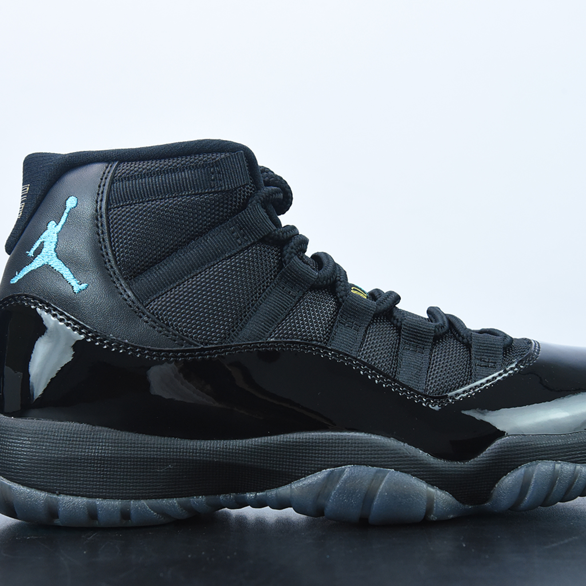 Nike Air Jordan 11 "Gamma Blue"