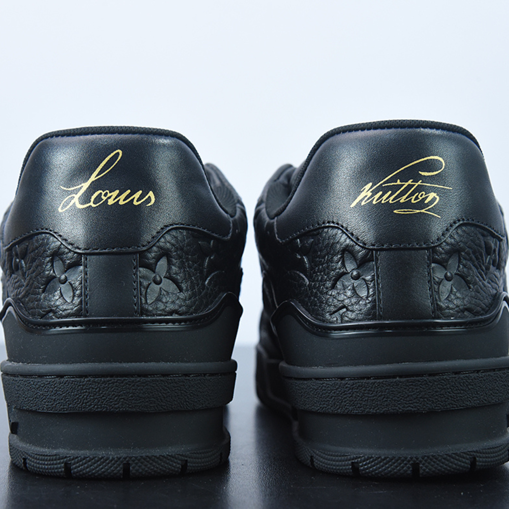 Louis Vuitton Trainer "Black Monogram"