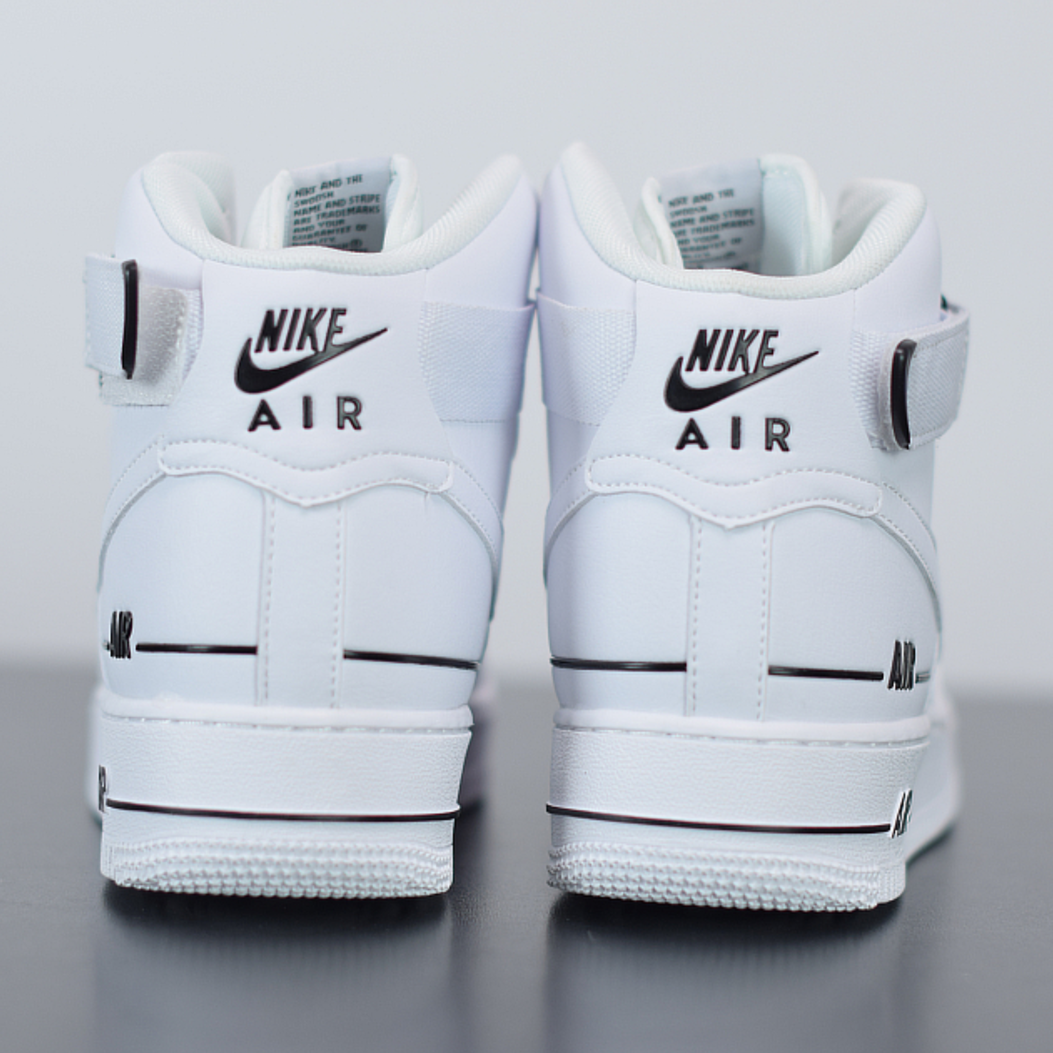 Nike Air Force 1 ´07 LV8 High "Black/White"