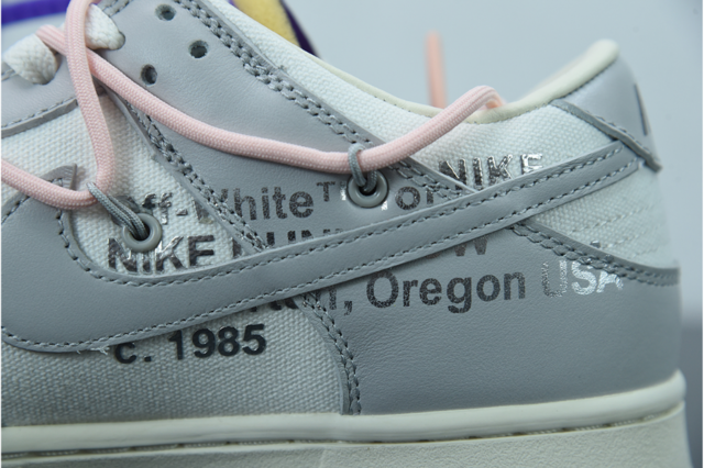 Nike SB Dunk Low x off-white 24/50