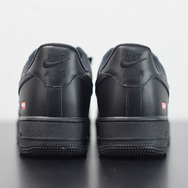 Nike Air Force 1 Low x SUPREME "Black"