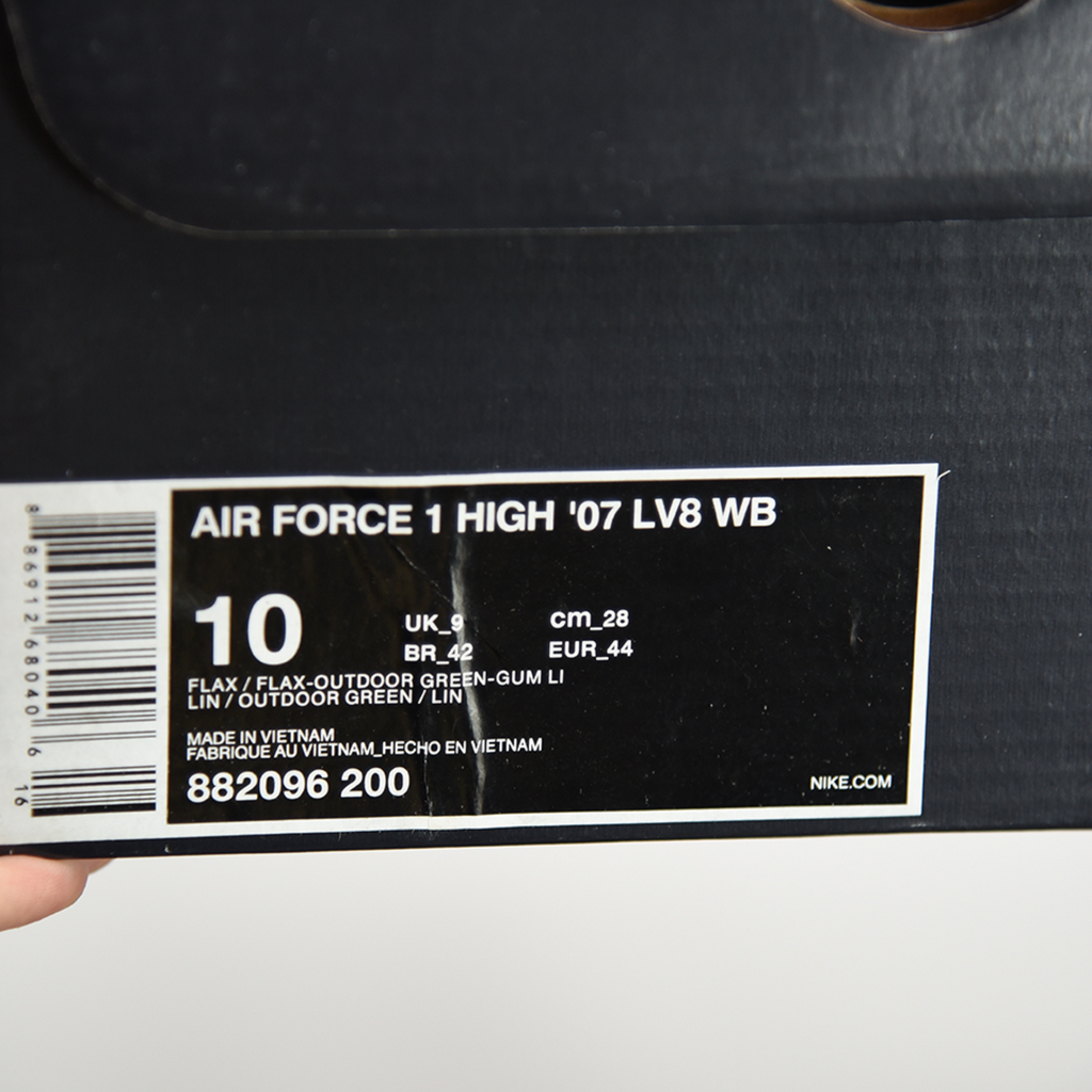 Nike air force 1 lv8 best sale size 7