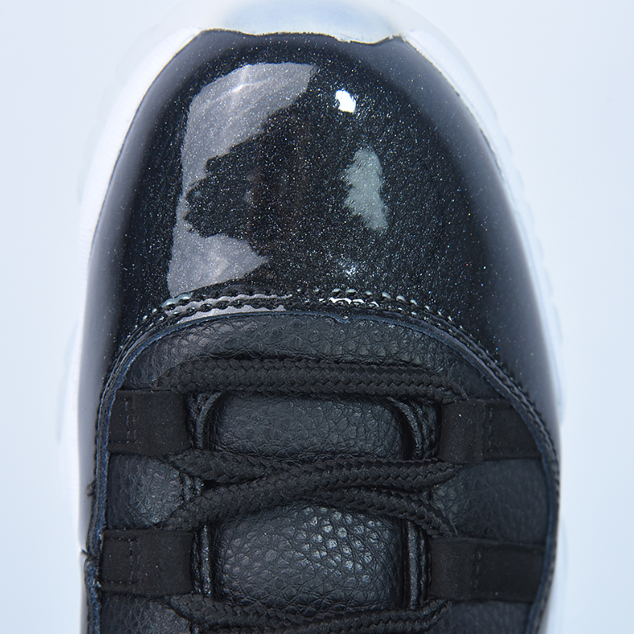 Nike Air Jordan 11 Retro Low "72-10"