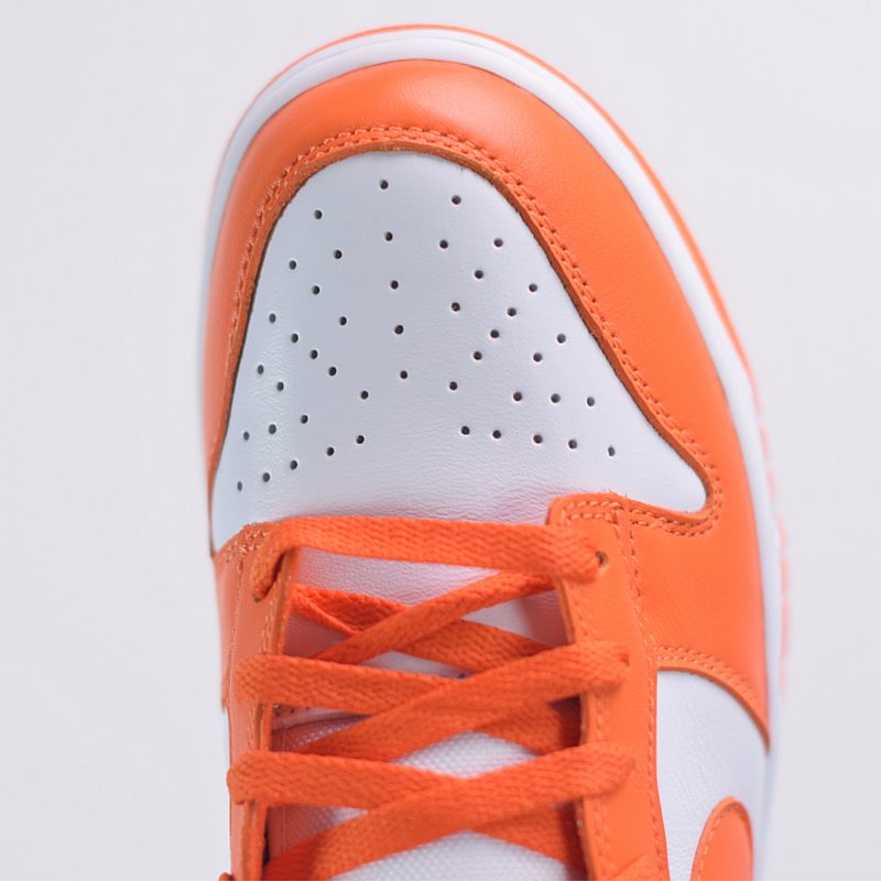 Sb dunk hot sale orange