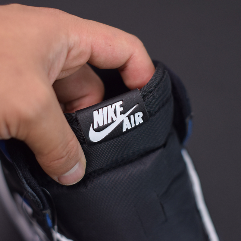 Nike Air Jordan 1 Retro High OG "Royal Toe"
