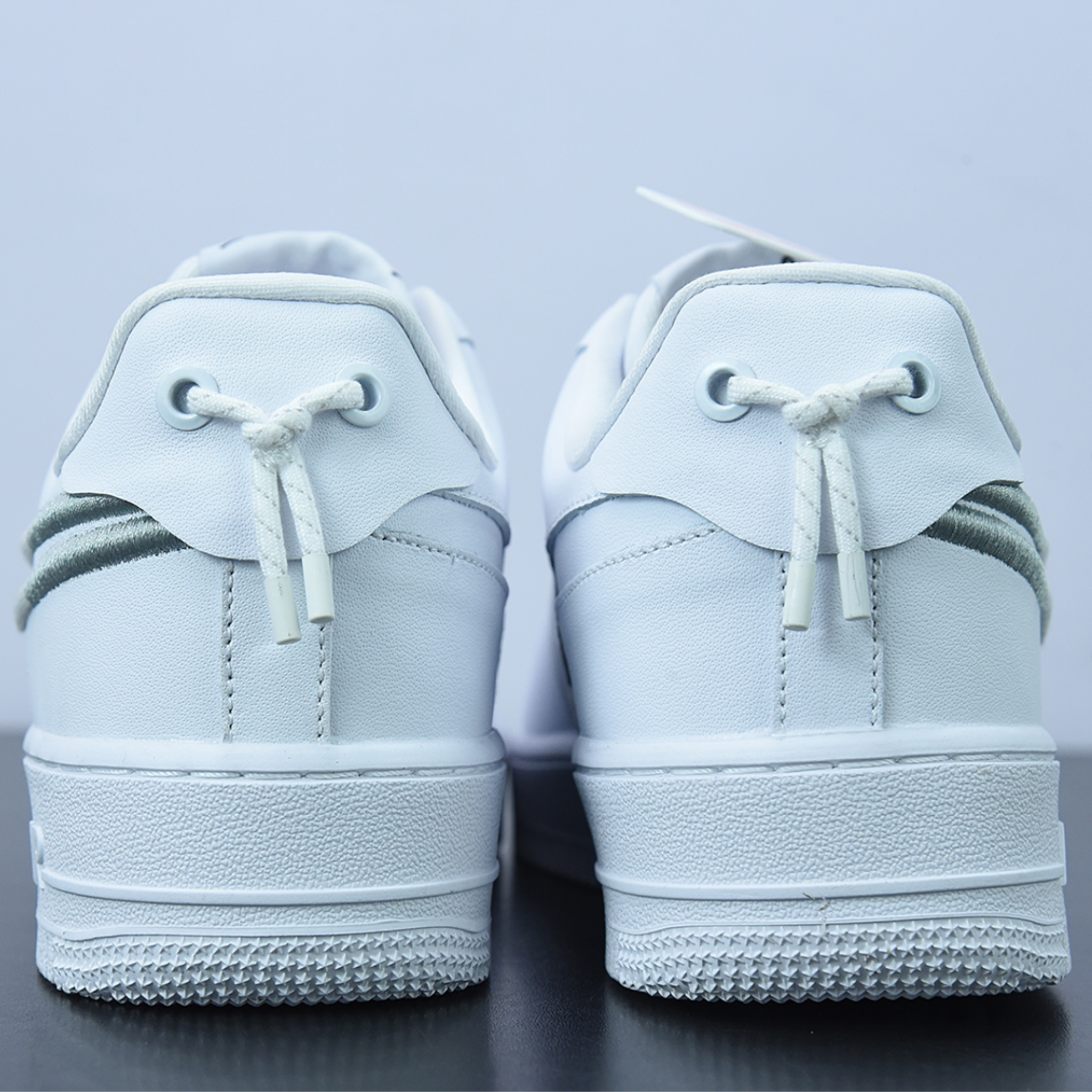 Nike Air Force 1 ´07 LX "White Reflect Silver"