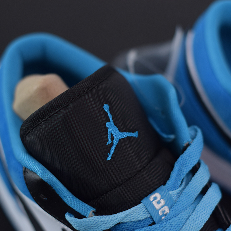 Nike Air Jordan 1 Low "Laser Blue"