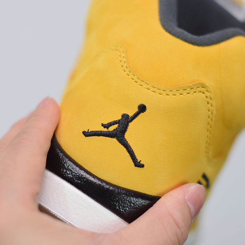 Nike Air Jordan 5 "Tokyo T23y"