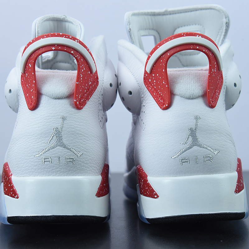 Nike Air Jordan 6 Retro "Red Oreo"