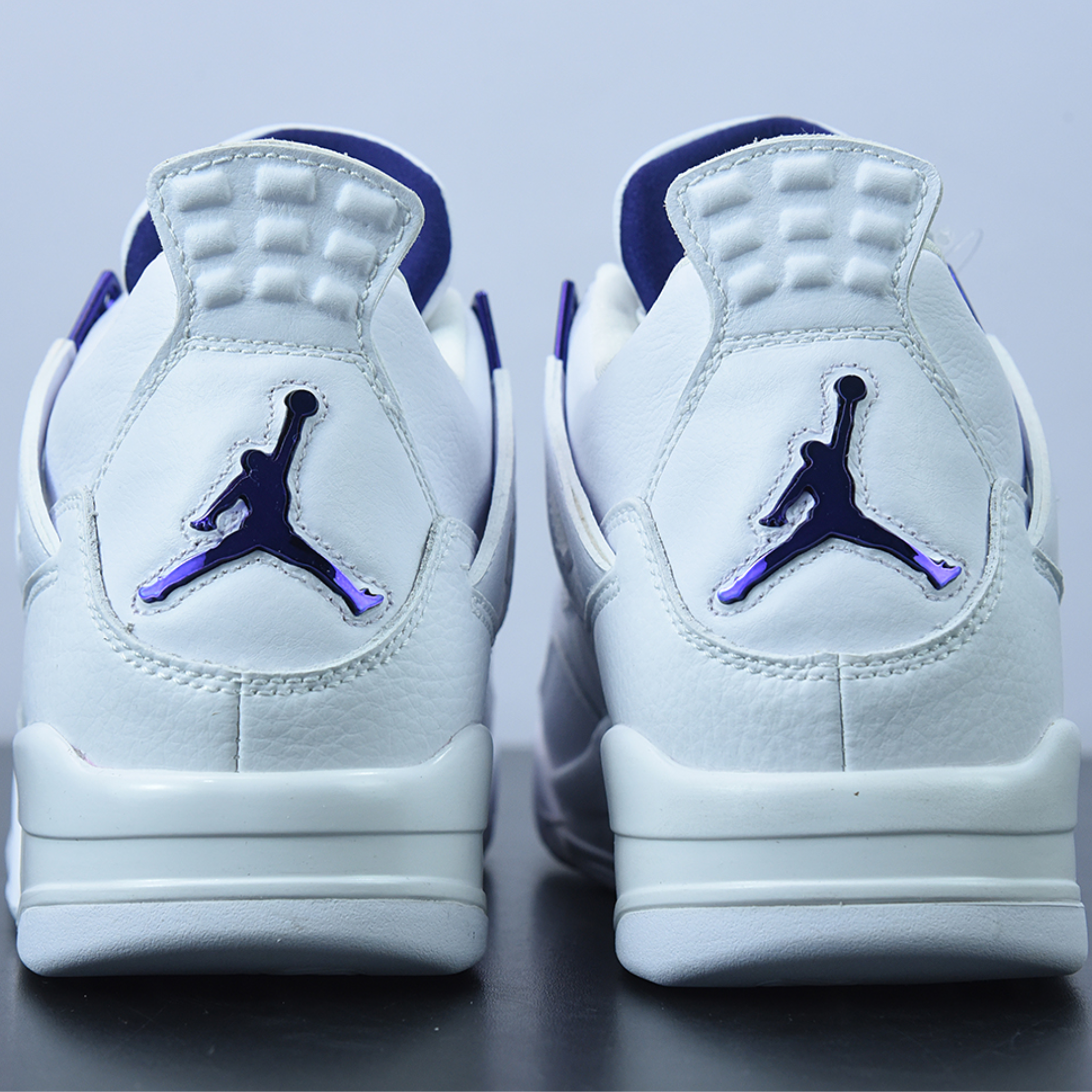 Nike Air Jordan 4 Rêtro "Metallic Purple"