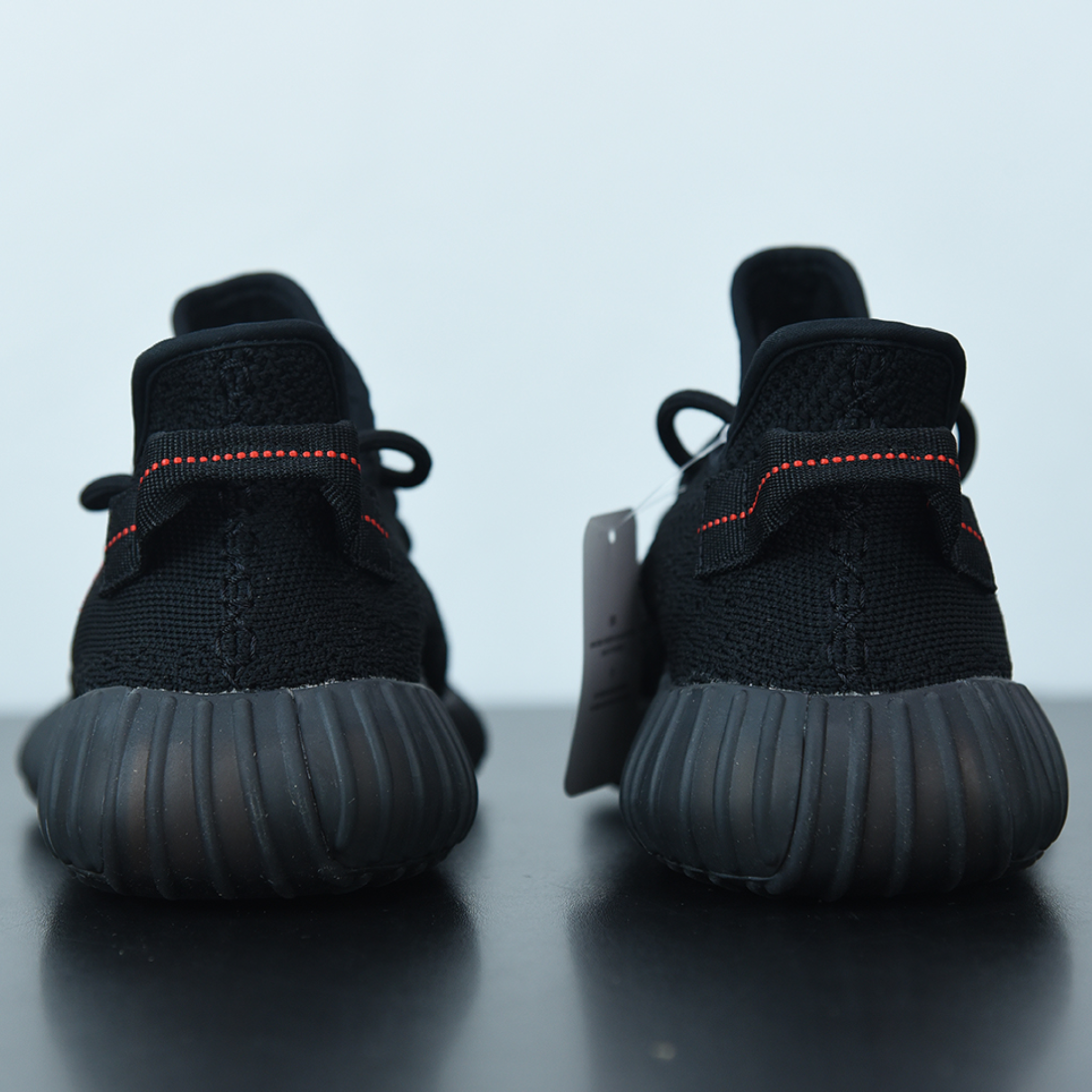 Yeezy Boost 350 v2 "Black Red"(Bred)