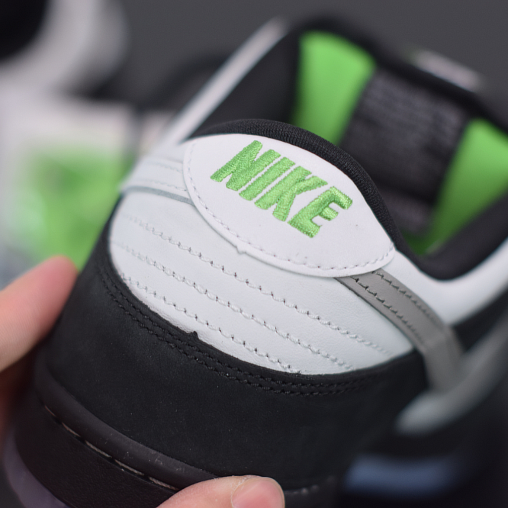 Nike sb dunk low pro sales panda pigeon