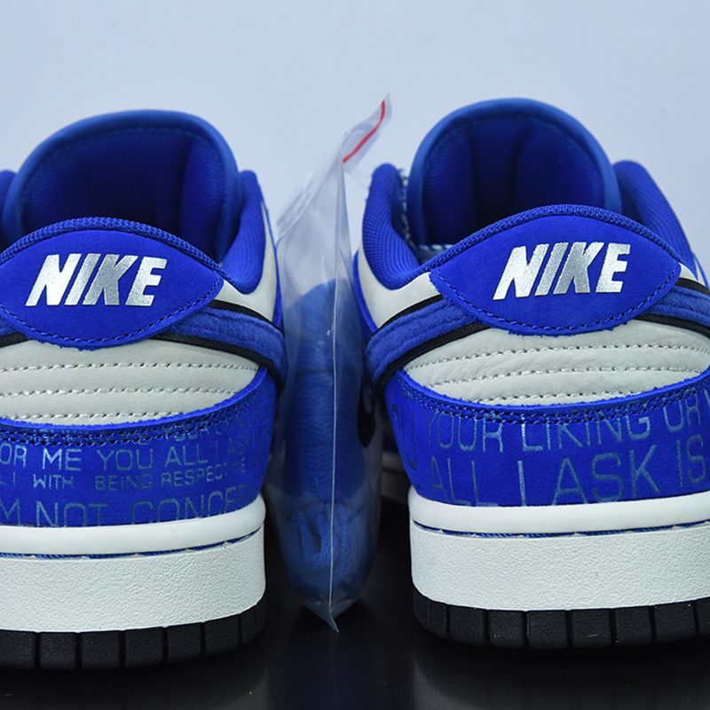 Nike SB Dunk Low x Jackie Robinson "Racer Blue Coconut"