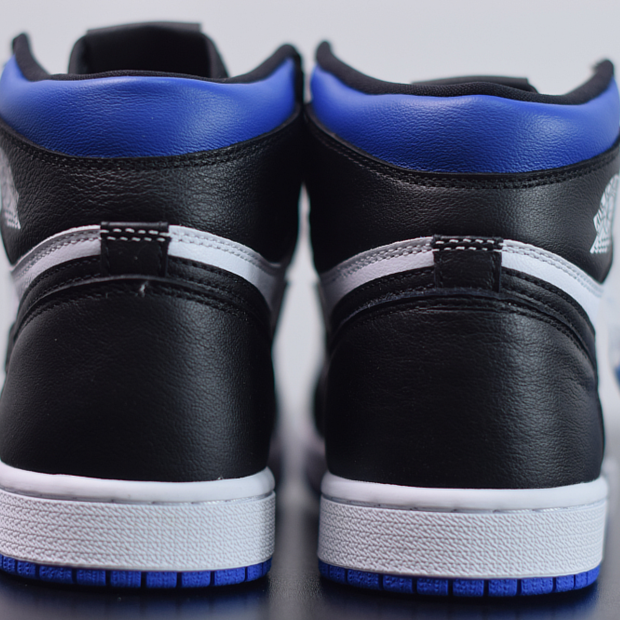 Nike Air Jordan 1 Retro High OG "Royal Toe"