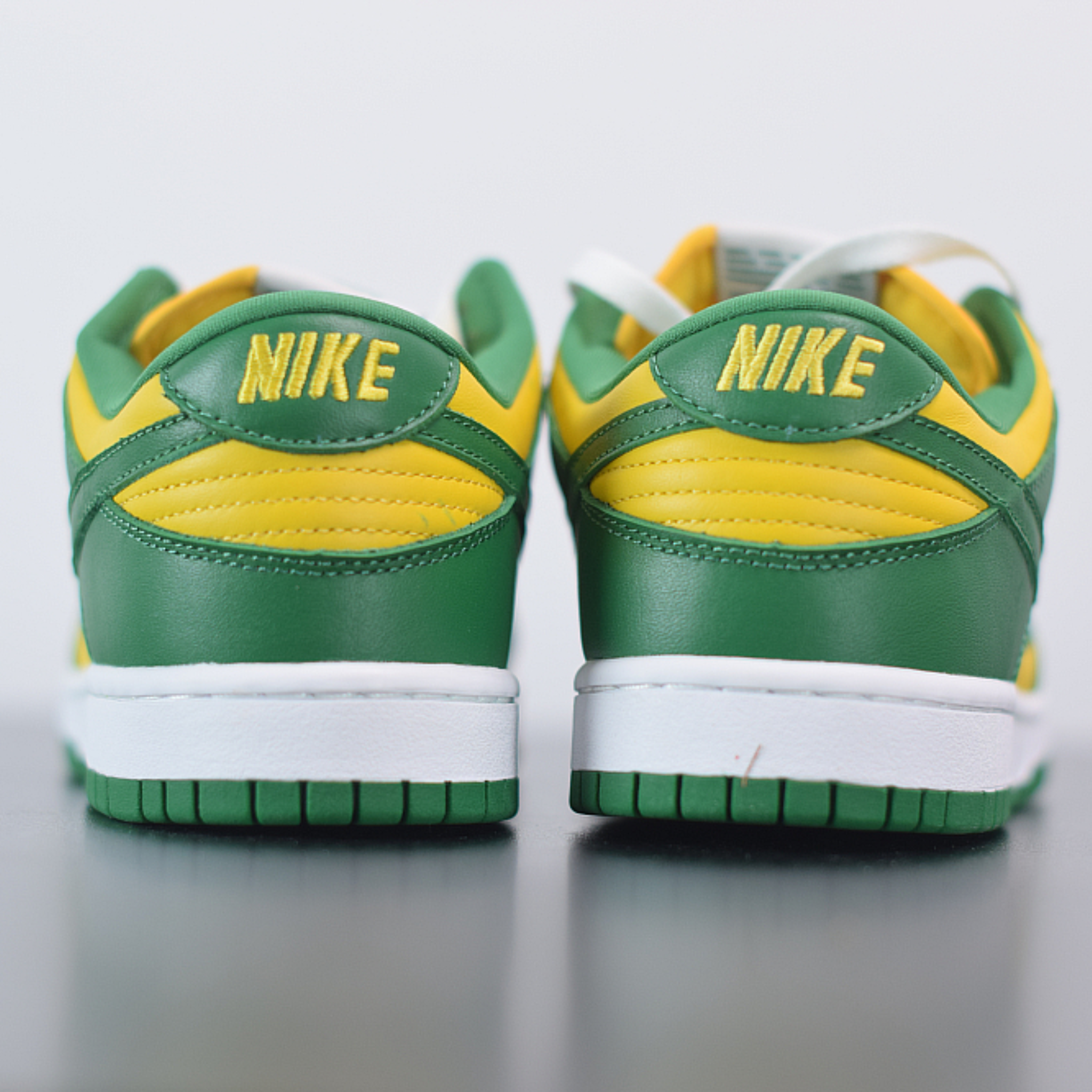 Nike Dunk Low "Brazil"