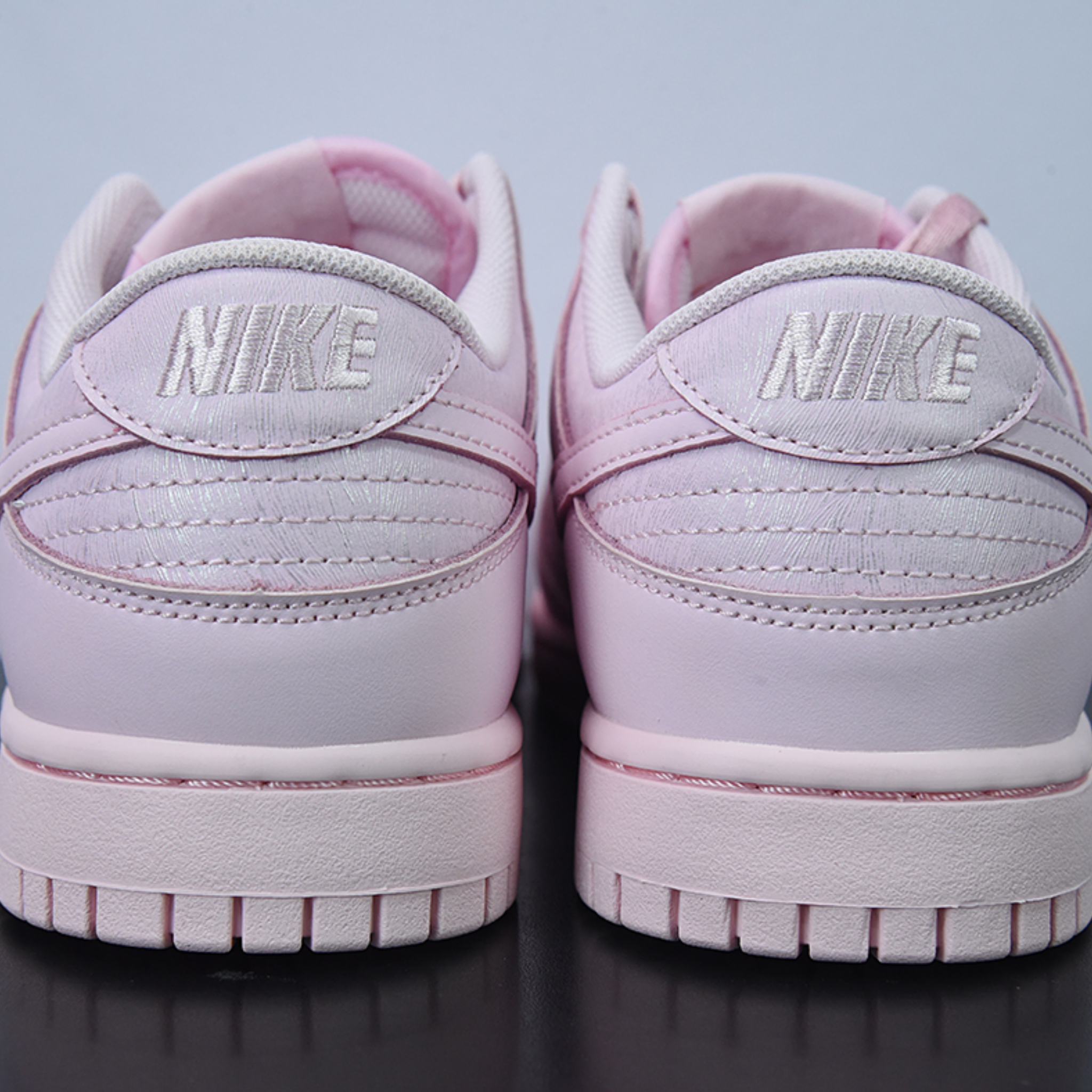 Nike Dunk Low SE GS "Prism Pink"