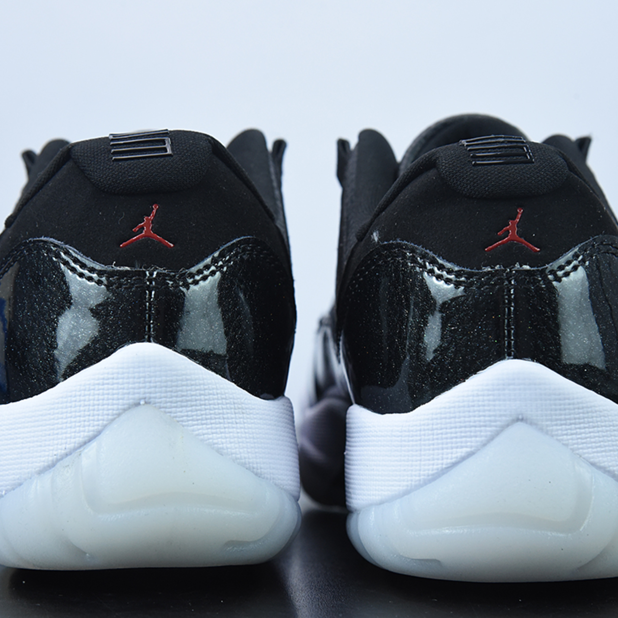 Nike Air Jordan 11 Retro Low "72-10"