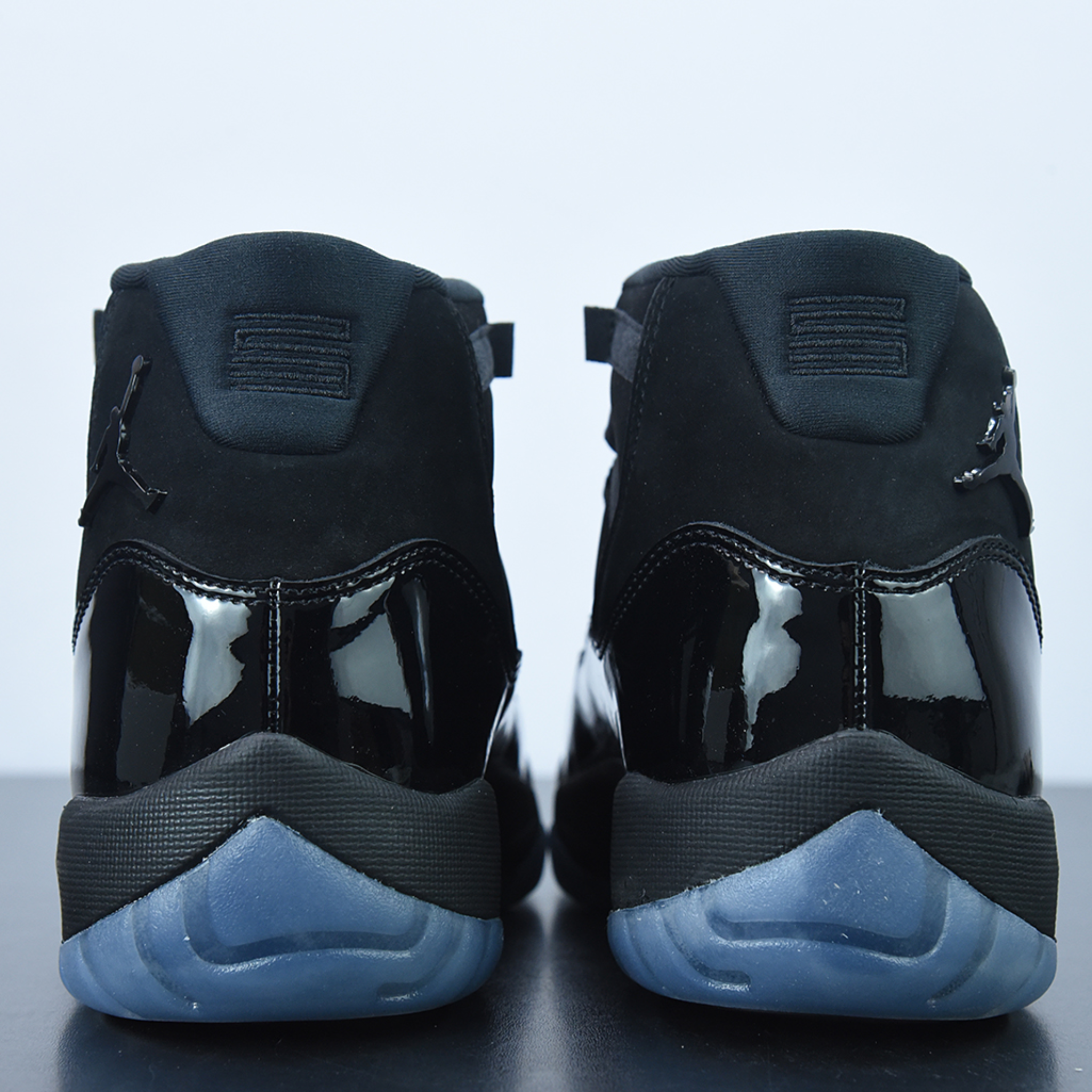 Nike Air Jordan 11 "Cap and Gown"