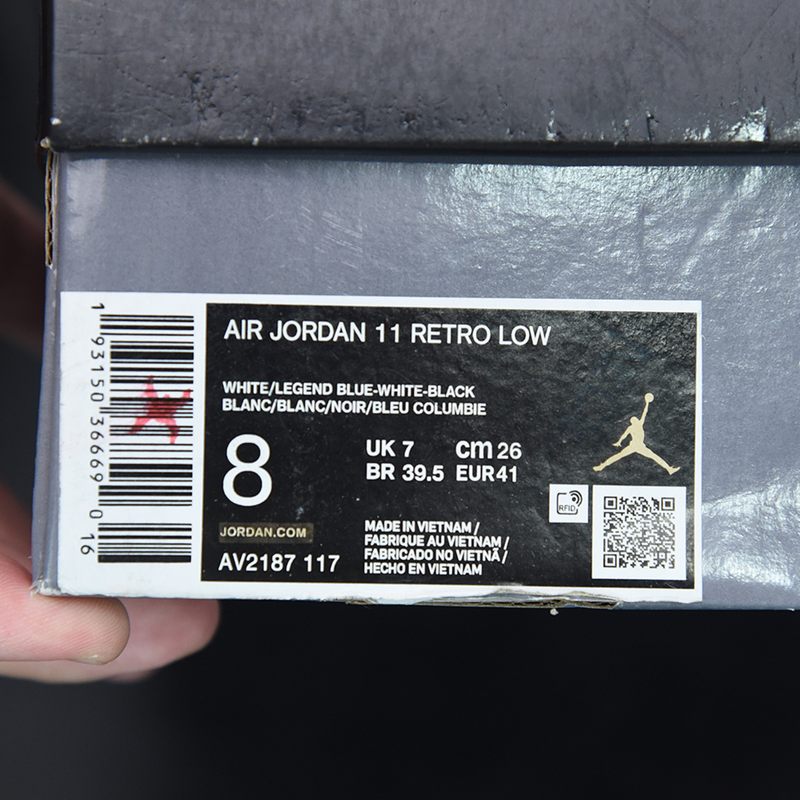 Nike Air Jordan 11 Retro Low "Legend Blue"