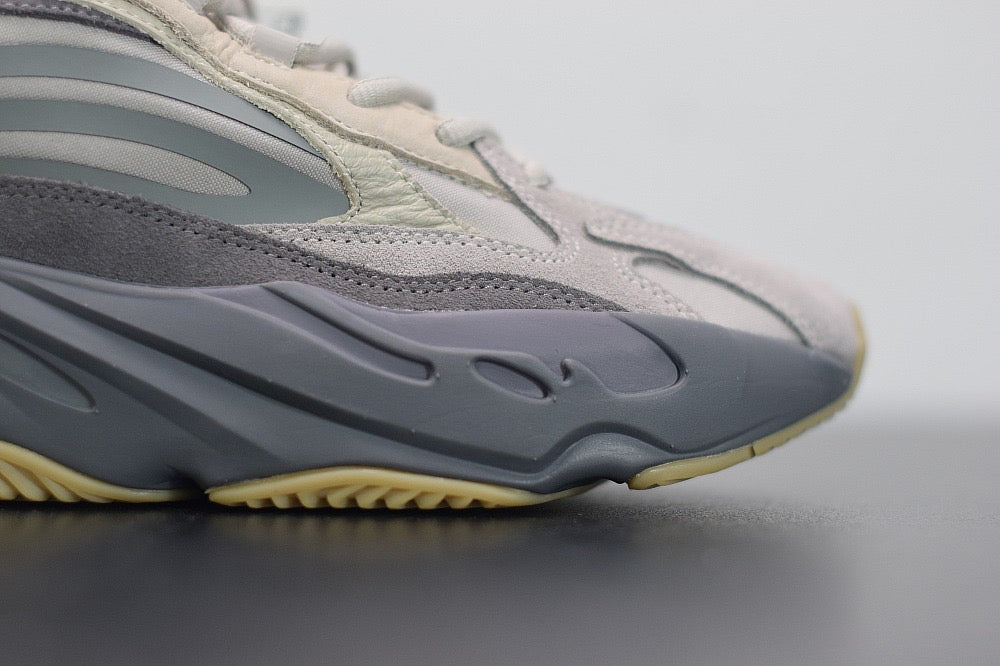 Yeezy Boost 700 v2 ''Tephra"