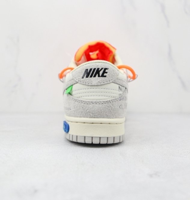 Nike SB Dunk Low x off-white 31/50